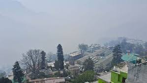मौसम तो खुला लेकिन तापमान में रही गिरावट, तेज हवाओं की चेतावनी
